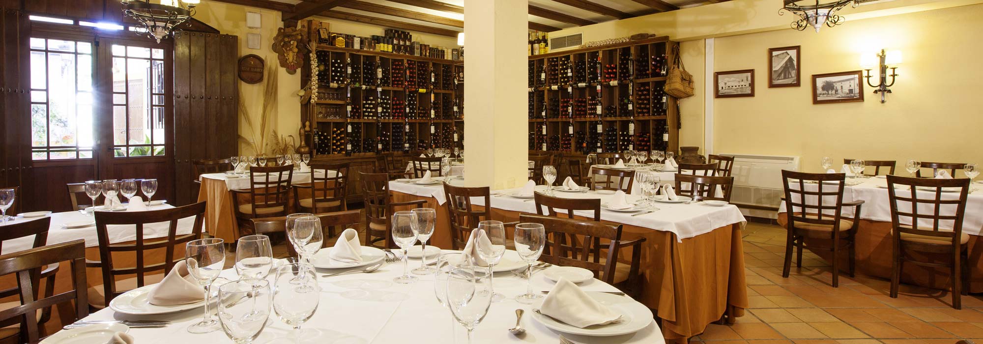 Hotel Restaurante Finca Eslava  header